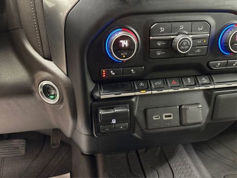 Used 2019 Chevrolet Silverado 1500 LT w/ All-Star Edition AWD/4WD image 33