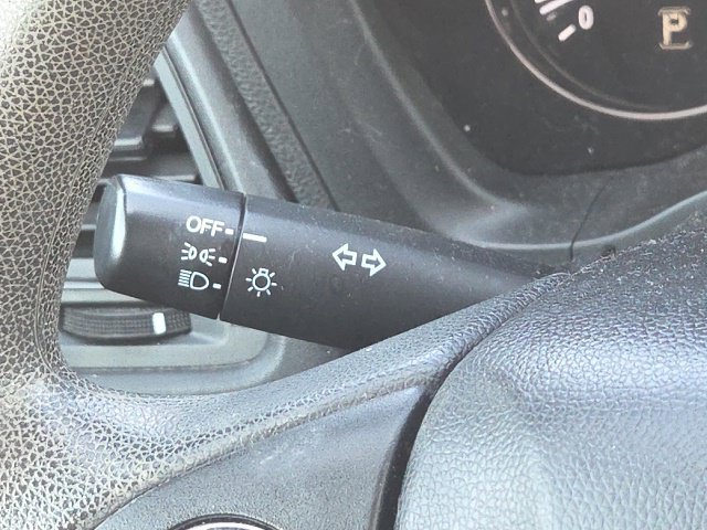 Used 2018 Honda HR-V LX image 31