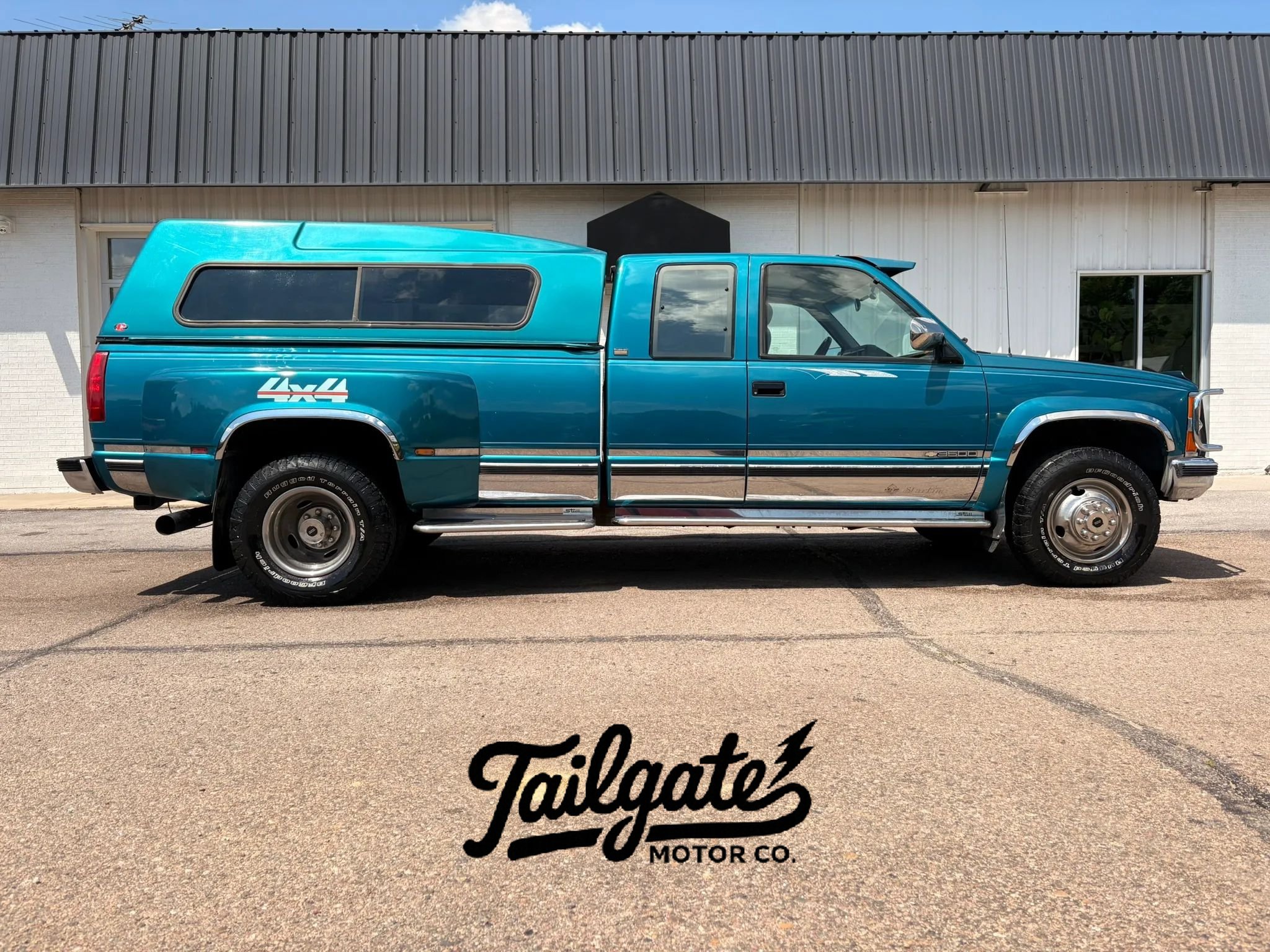 Used 1994 Chevrolet Silverado 3500 4x4 Extended Cab image 1
