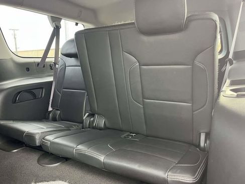 Used 2015 GMC Yukon XL Denali w/ Premium Package image 17