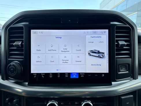 New 2025 Ford F150 Lariat w/ Equipment Group 501A Mid image 32