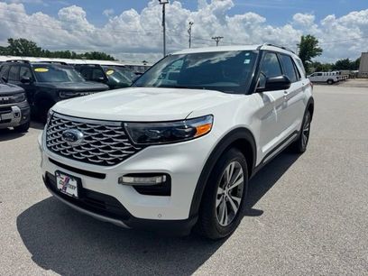 Used 2020 Ford Explorer Platinum w/ Premium Technology Package