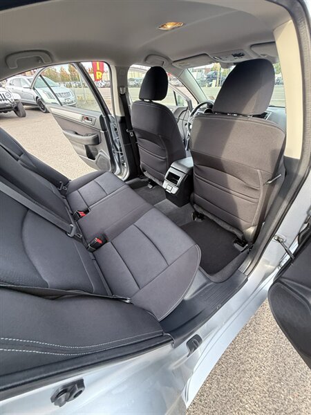 Used 2019 Subaru Legacy 2.5i Premium AWD/4WD image 24