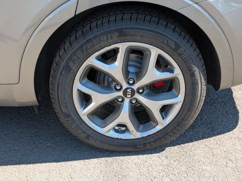 Used 2019 Kia Sorento SX AWD/4WD image 29