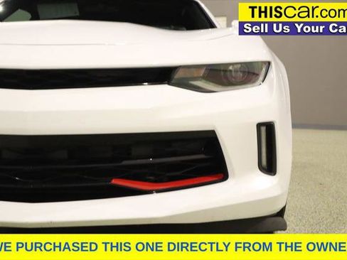 Used 2017 Chevrolet Camaro LT RWD image 13