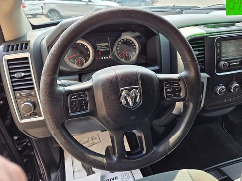 Used 2016 RAM 1500 Classic SLT AWD/4WD image 15