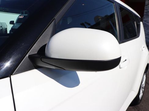 Used 2023 Kia Soul LX FWD image 46