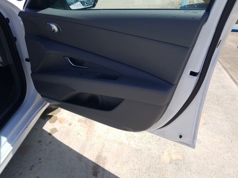 New 2026 Hyundai Elantra SE FWD image 16