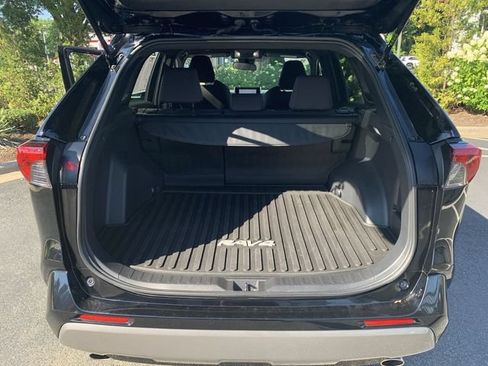 Certified 2023 Toyota RAV4 SE w/ Protection Package (TMS) AWD/4WD image 32