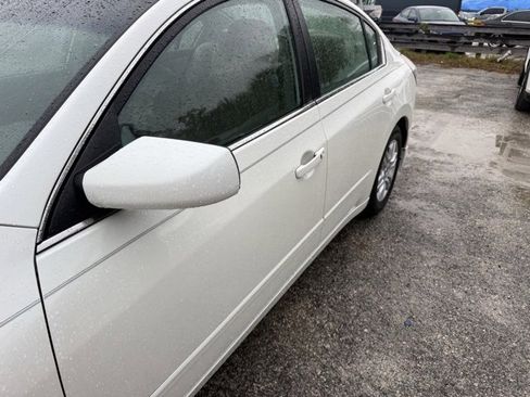 Used 2010 Nissan Altima 2.5 S w/ Convenience Pkg image 13