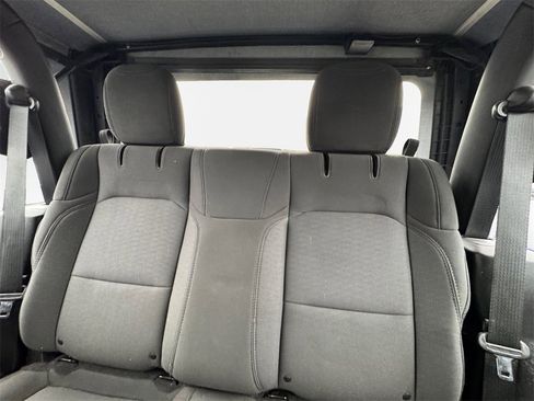 Certified 2019 Jeep Wrangler Sport image 24
