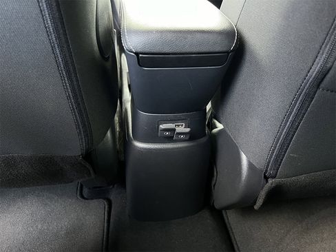 Certified 2021 Nissan Kicks S image 25