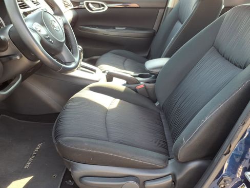 Used 2019 Nissan Sentra SV FWD image 10