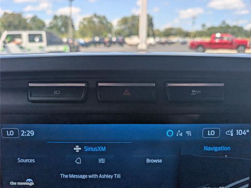 Used 2023 Ford F150 Lariat AWD/4WD image 22
