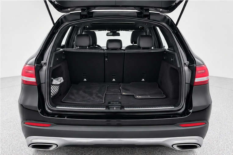 Used 2018 Mercedes-Benz GLC 300 4MATIC image 12