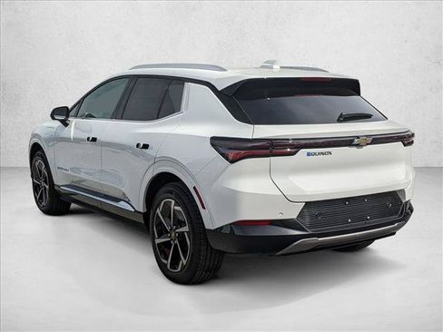 New 2025 Chevrolet Equinox EV LT FWD image 8