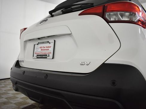 Used 2020 Nissan Kicks SV image 37