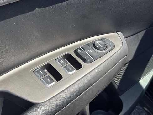 Used 2019 Kia Optima LX w/ LX 17" Wheel Package FWD image 20