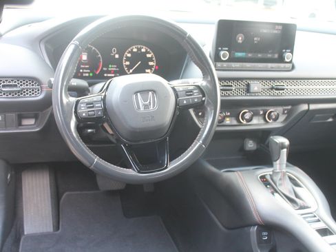 Used 2024 Honda HR-V Sport image 18