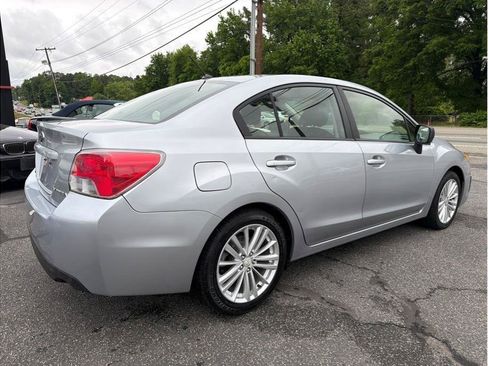 Used 2012 Subaru Impreza 2.0i Premium AWD/4WD image 6