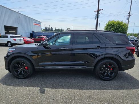 Certified 2023 Ford Explorer ST w/ Equipment Group 401A AWD/4WD image 2