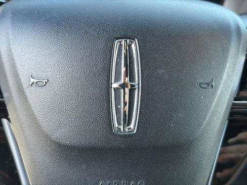 Used 2022 Lincoln Corsair Reserve w/ Elements Package image 20