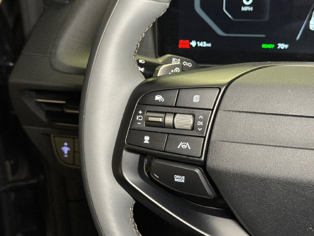 Certified 2025 Kia EV6 Light AWD/4WD image 25