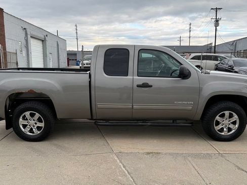 Used 2013 GMC Sierra 1500 SLE w/ Power Tech Package AWD/4WD image 5