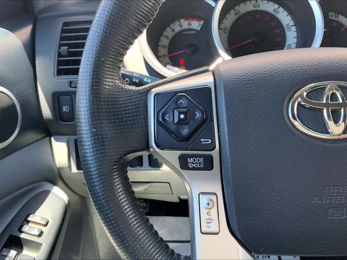 Used 2014 Toyota Tacoma 4x4 Double Cab image 24