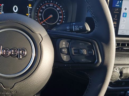 New 2025 Jeep Gladiator Sport image 20