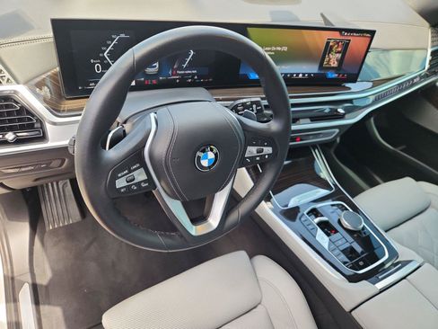 Used 2024 BMW X5 sDrive40i w/ Premium Package RWD image 10