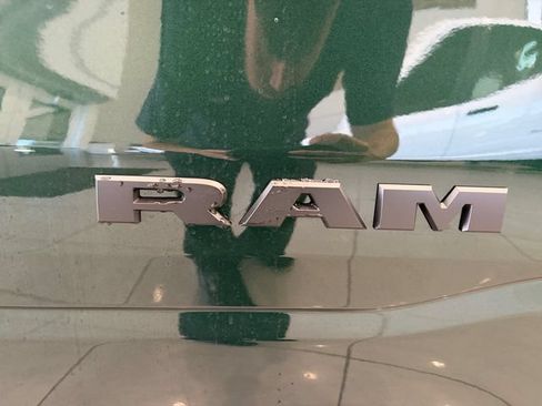New 2026 RAM 1500 Express AWD/4WD image 13