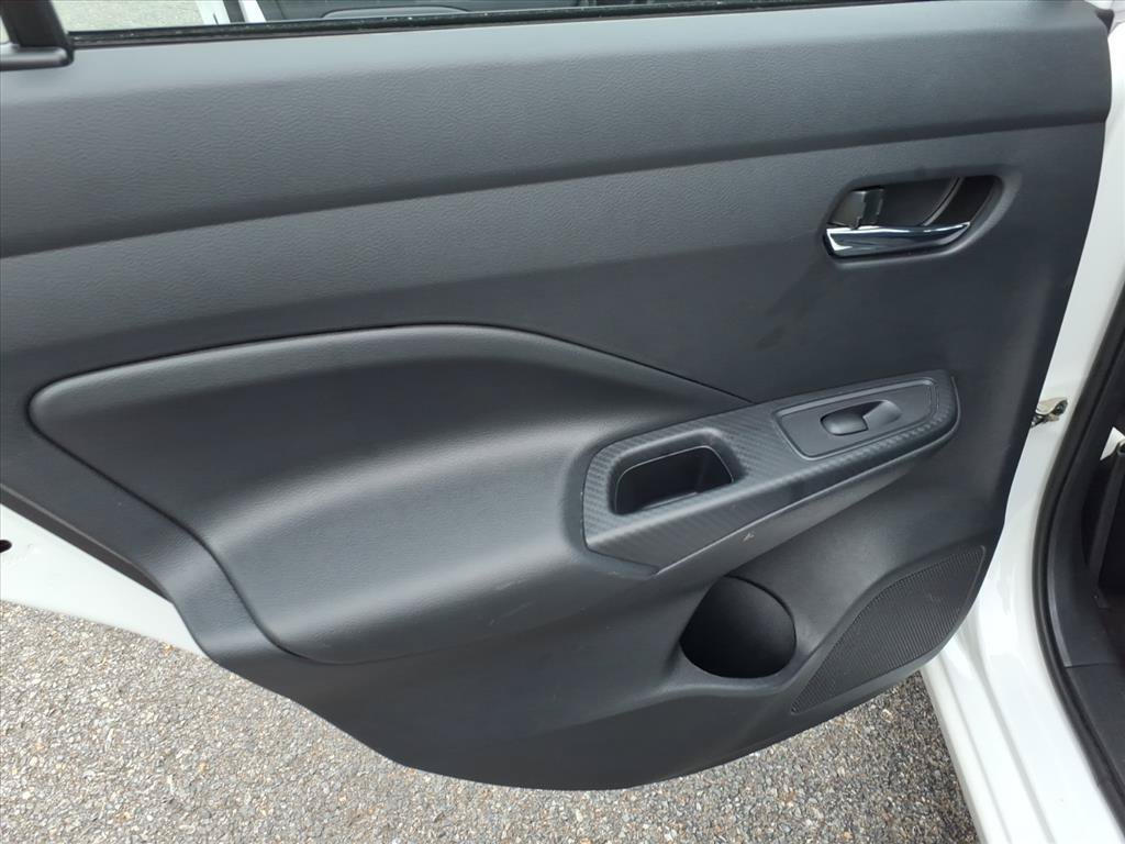 Used 2024 Nissan Versa SV FWD image 20