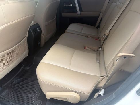 Used 2021 Toyota 4Runner SR5 Premium w/ Moonroof Package RWD image 8