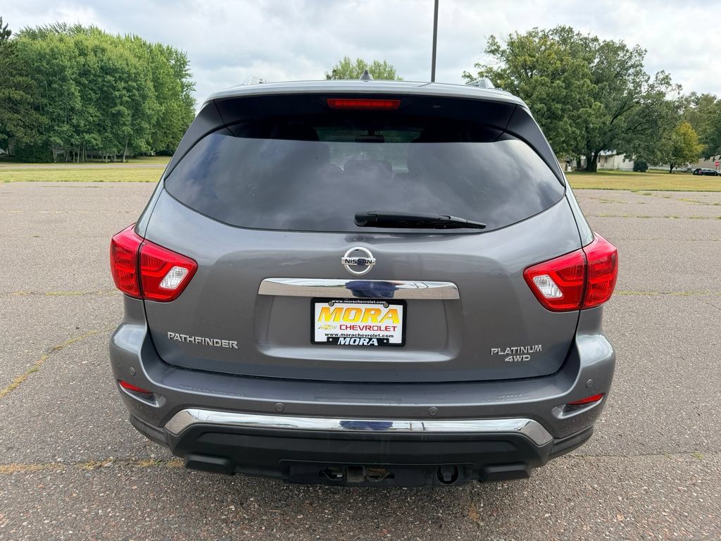 Used 2017 Nissan Pathfinder Platinum AWD/4WD image 5