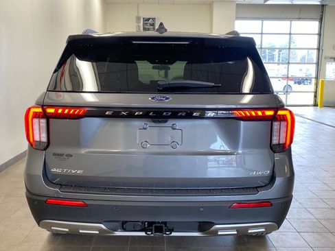 New 2026 Ford Explorer Active w/ Active Comfort Package AWD/4WD image 6