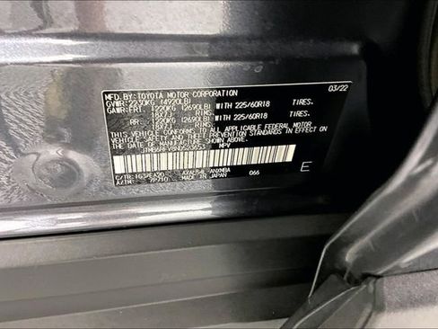 Used 2022 Toyota RAV4 XLE Premium image 18