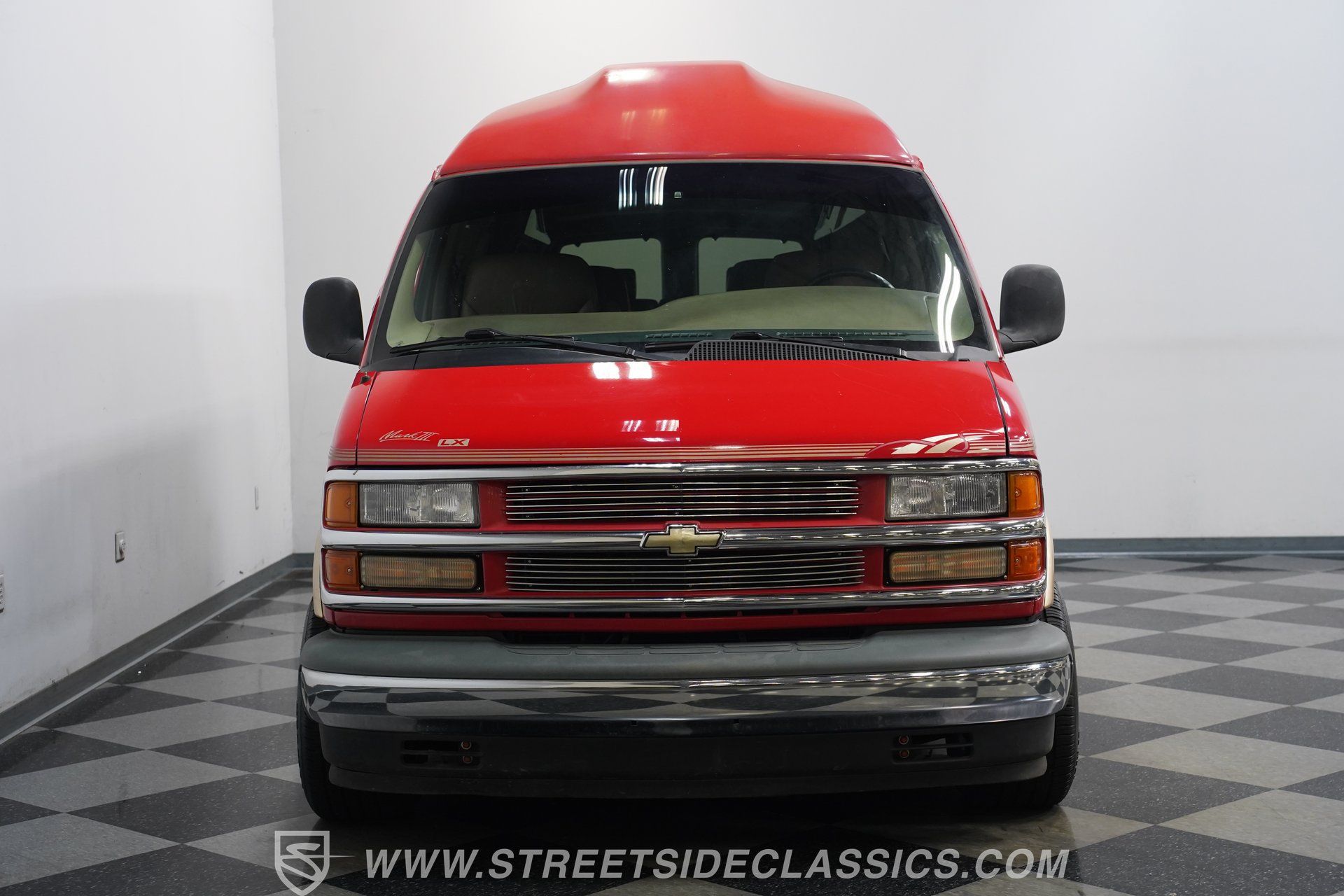Used 1996 Chevrolet Express 1500 RWD image 17