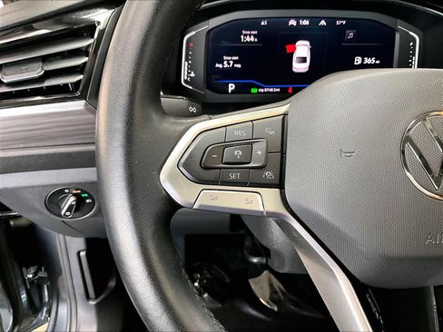 Used 2024 Volkswagen Jetta SEL image 21