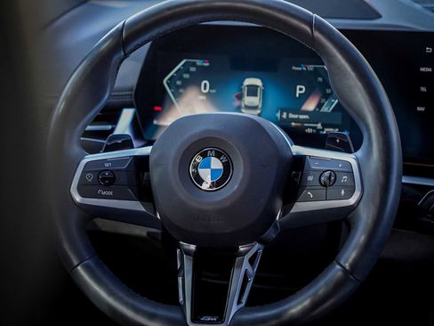 Used 2024 BMW X1 xDrive28i w/ Technology Package image 26