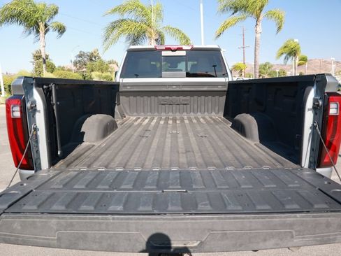 Used 2025 GMC Sierra 3500 Denali w/ Denali Reserve Package AWD/4WD image 43