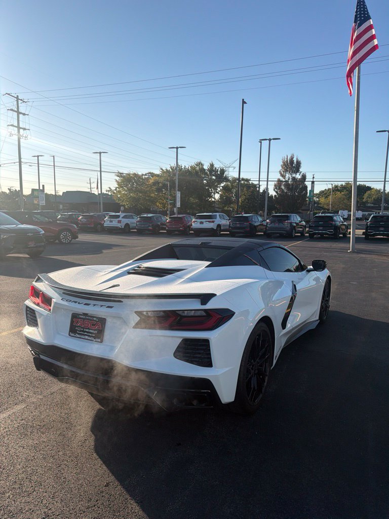 Used 2026 Chevrolet Corvette Stingray Preferred Conv w/ Stealth Interior Trim Package RWD image 9