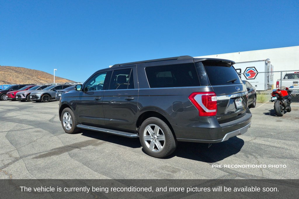 Used 2020 Ford Expedition Max XLT w/ Equipment Group 202A RWD image 8