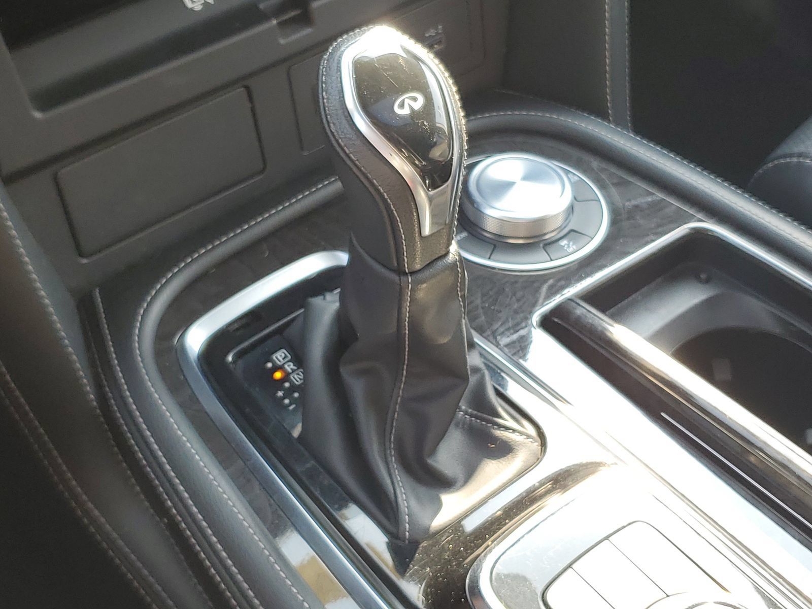 Used 2023 INFINITI QX80 Luxe w/ Cargo Package AWD/4WD image 35