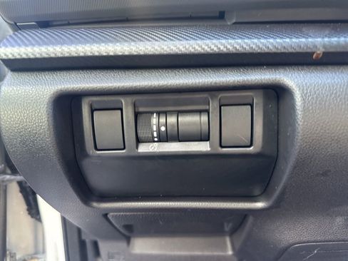 Certified 2025 Subaru Crosstrek 2.5i Limited w/ Crosstrek Mirror Package image 20