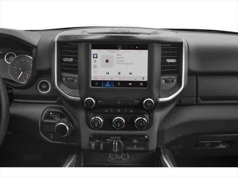 Used 2023 RAM 1500 Big Horn AWD/4WD image 7