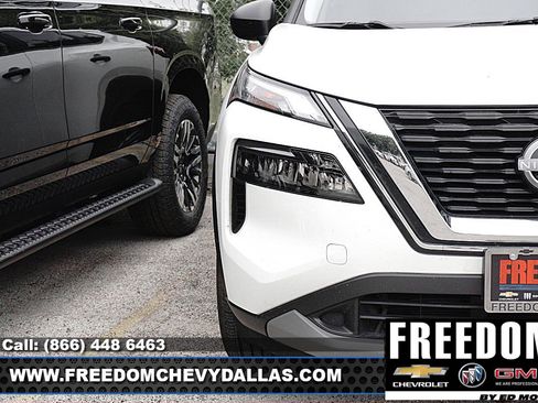 Used 2023 Nissan Rogue S FWD image 5