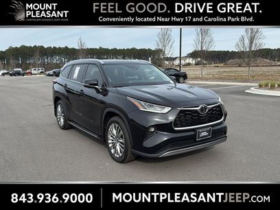 Used 2024 Toyota Highlander Platinum