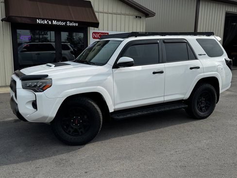 Used 2017 Toyota 4Runner TRD Pro AWD/4WD image 1