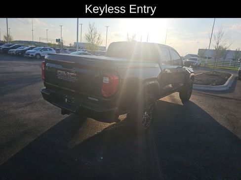 Used 2024 GMC Canyon Elevation w/ Elevation Premium Package image 8